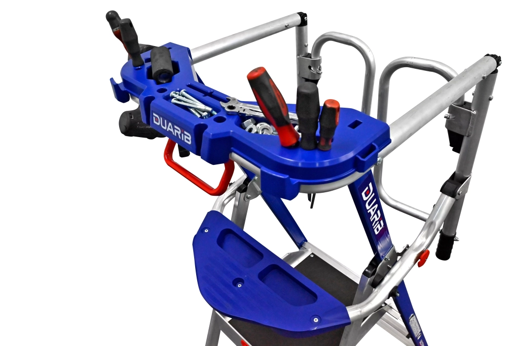 Plate-forme individuelle télescopique XT Ultim Tablettes porte-outils