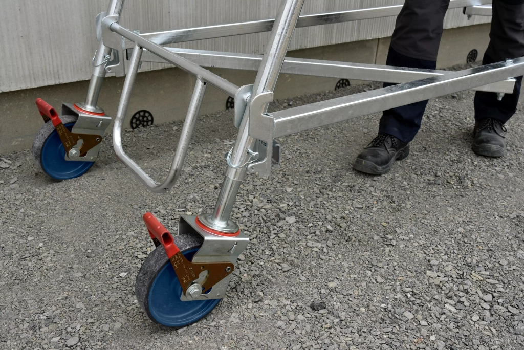 Auto-verrouillage avec les échelles de base