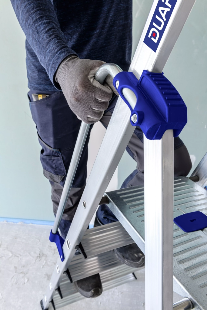 Escabeau aluminium X-Step Rampes accès